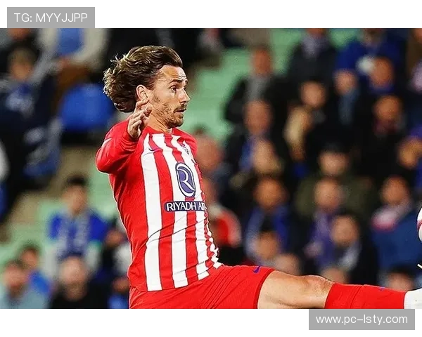 卡拉格质疑巴萨防线薄弱称其联赛夺冠希望渺茫